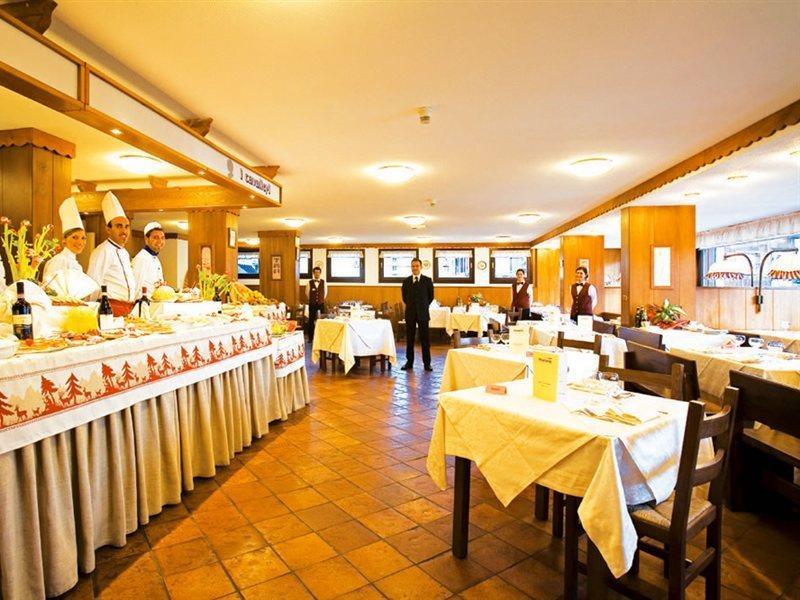 Hotel Ski Club I Cavalieri Rta Colle Colle Sestriere Exterior foto